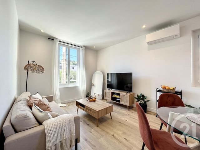 appartement à vendre - 2 pièces - 44.49 m2 - ST LAURENT DU VAR - 06 - PROVENCE-ALPES-COTE-D-AZUR - Century 21 Villas D'Azur